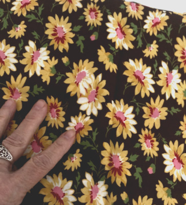 Vtg  1 Yd 44X32'' MODA Brown Yellow GLAMPING Mary Jane Quilt Fabric DASIES DAISY