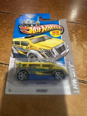 2013 Hot Wheels HW City Speedbox #15 Yellow