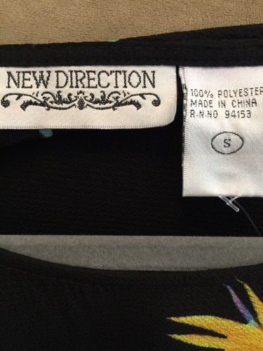 NEW DIRECTION SM Popover TOP NEW w TAGS MSRP $48 Black Floral Dolman sleeve WOW - Picture 10 of 12