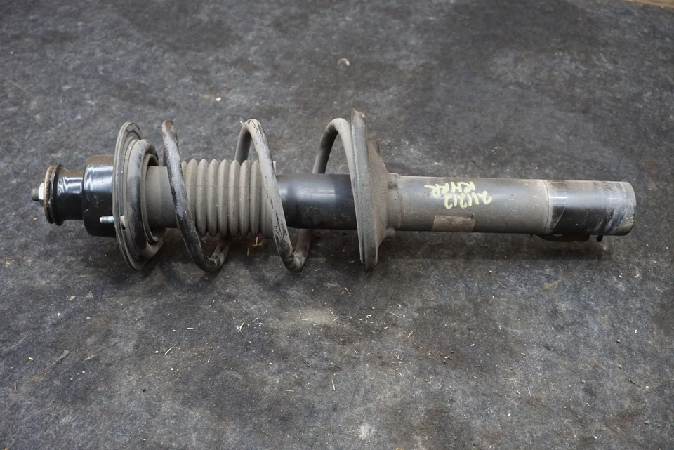 Rear Right Suspension Strut Spring Assembly OEM 98733305116 Porsche Cayman 06-12 - Image 3 of 3