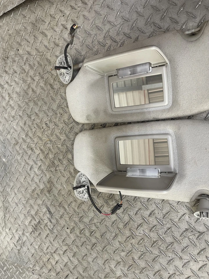 Комплект солнцезащитных козырьков 2005 2006 2007 GMC Envoy Denali левая и правая проверенные оригинальные - Изображение 4 из 4