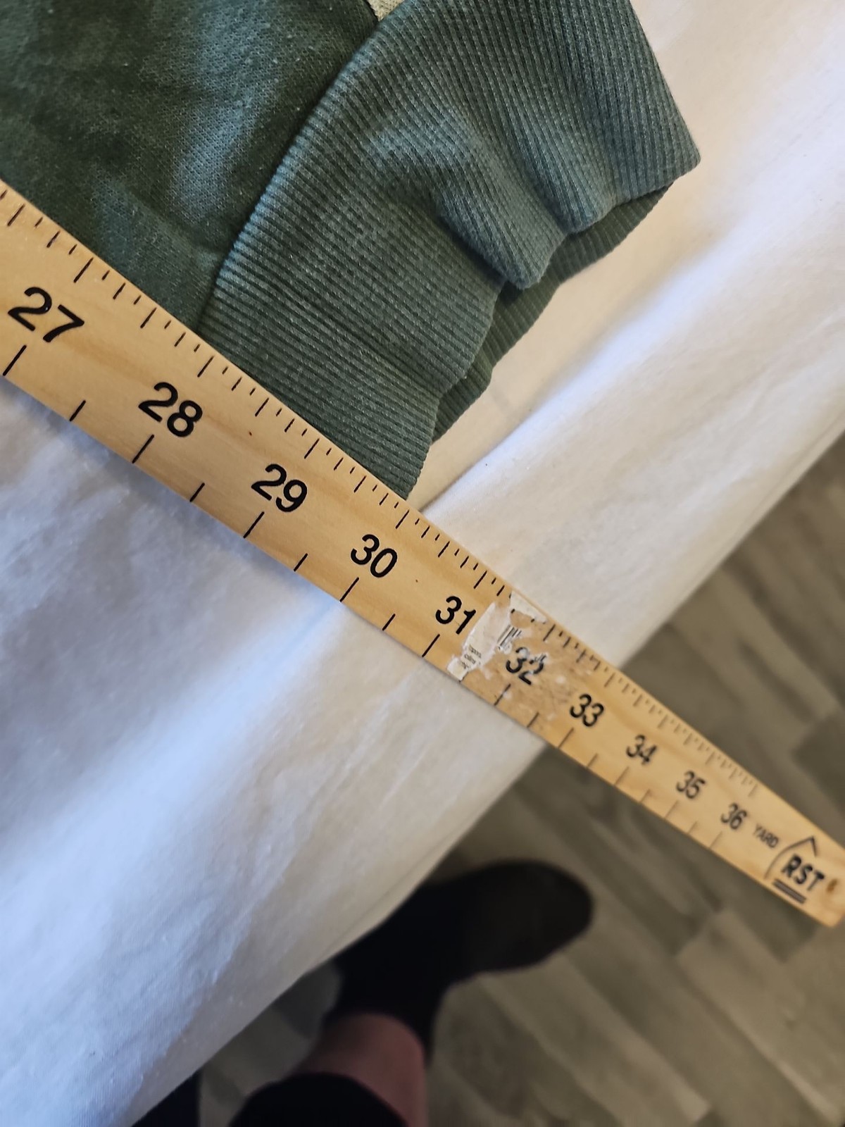 Adidas Men's Sage Green 3-Stripe Joggers small FF408 image 5