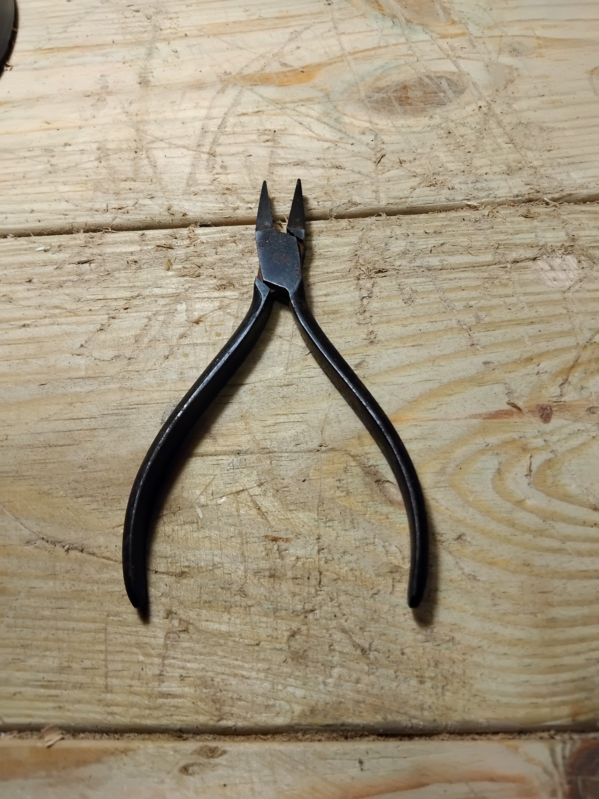 Heavy-Duty Metal Long Nose Pliers Set, 3 Pieces, Black & Orange Handles 3