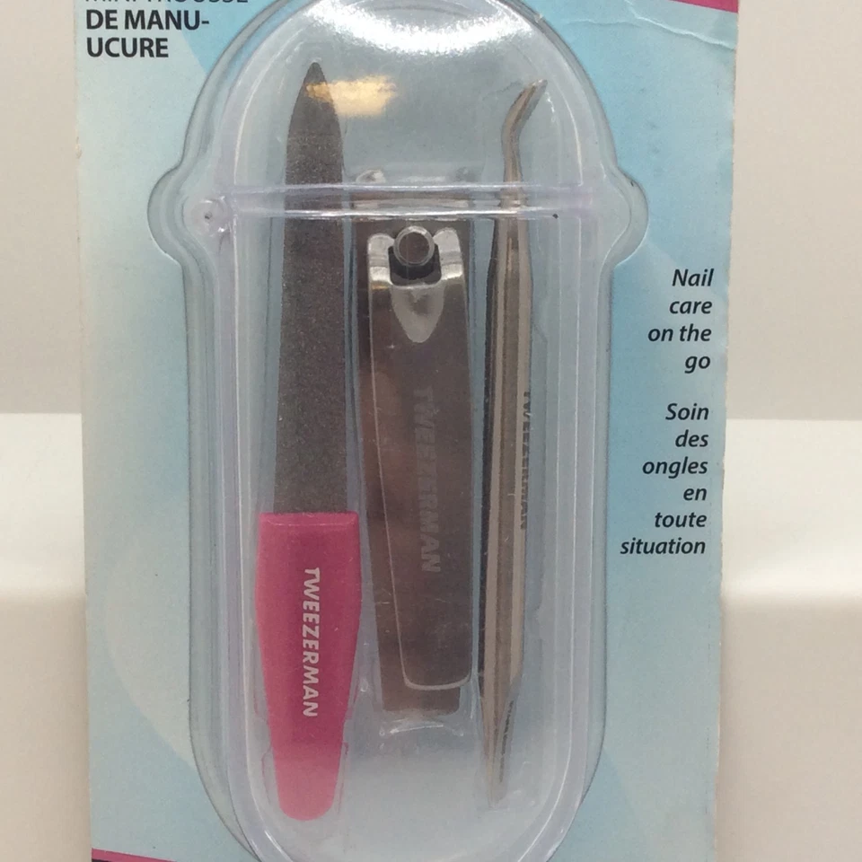 Juego de mini manicura Tweezerman cortaúñas de 3 piezas, empujador de cutículas, lima de uñas Foto 2 de 3