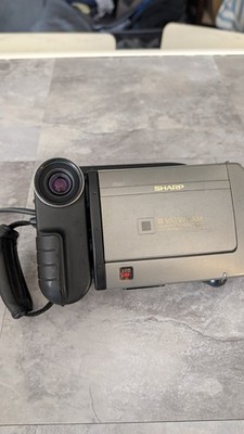 Sharp Viewcam VL-A10U 8mm Handheld Camcorder 16x 400x LCD w/ Charger Remote.