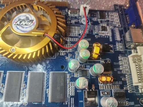 PNY Geforce FX5700ve DDR 256MB AGP Video Card VCFX5756APB - Picture 3 of 9