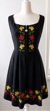 Vintage German Dirndl Dress Black Embroidered Roses Munich Floral Size L/XL