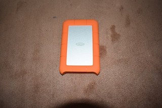 LaCie Rugged 1 TB robust zustand ist sehr sehr gut!