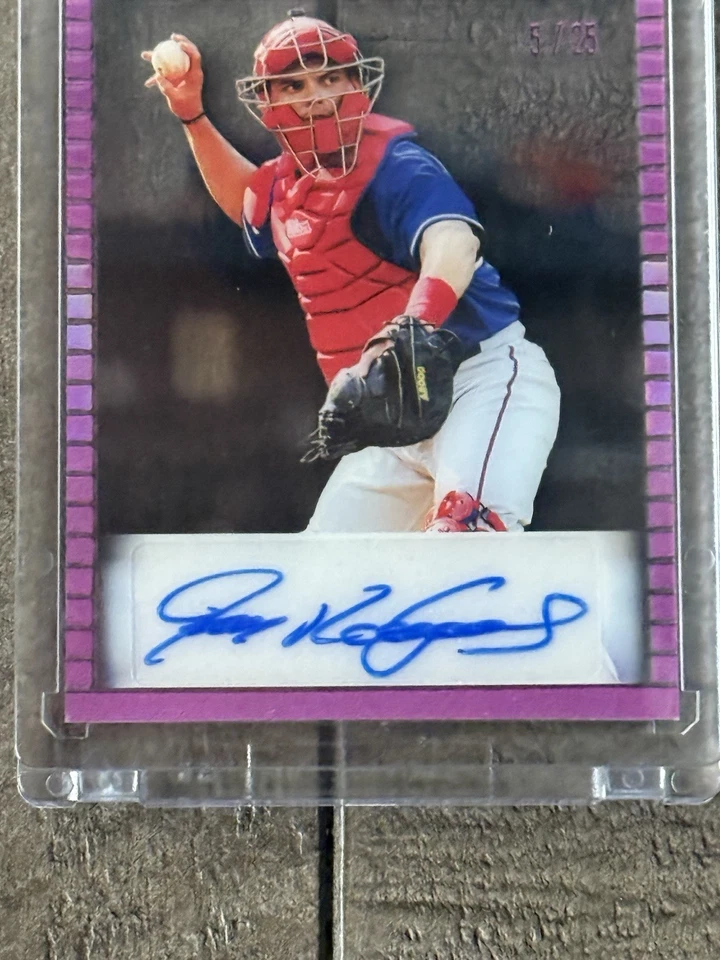 2023 Leaf Pro Set Pure Ivan Rodriguez Autograph | Short Print Auto | #’d 5/25 | - Image 2 of 3