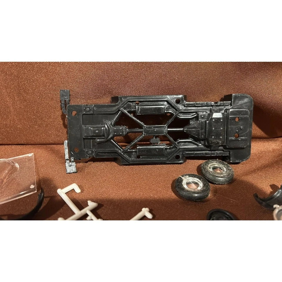 Aurora Hemi Under Glass Plymouth Barracuda 1/32 - Image 2 of 4