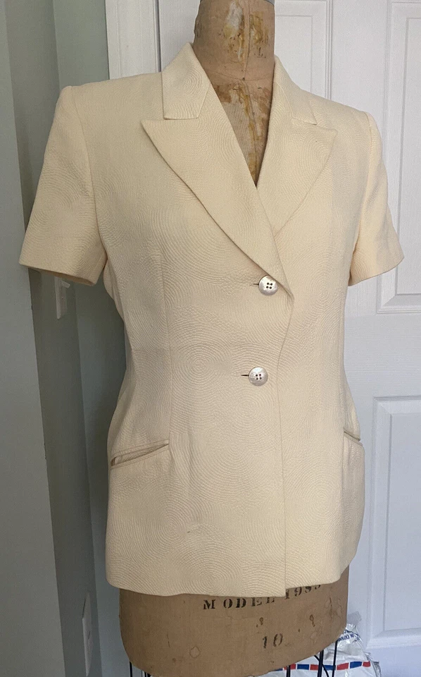 Mujer GIVENCHY Falda Traje Blazer Chaqueta Talla EU 42,38 Estados Unidos 6,10 Marfil Manga Corta Foto 2 de 4