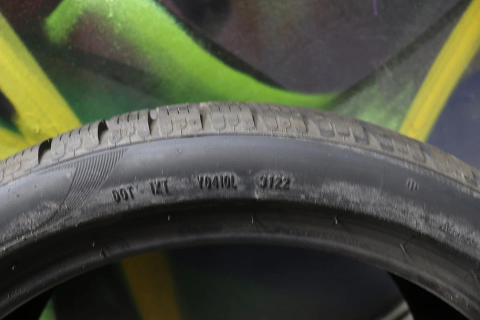 Juego de 2 Pirelli P Zero Winter MO 275/35R20 NUEVOS - 102V - 9.5/32 Foto 4 de 4