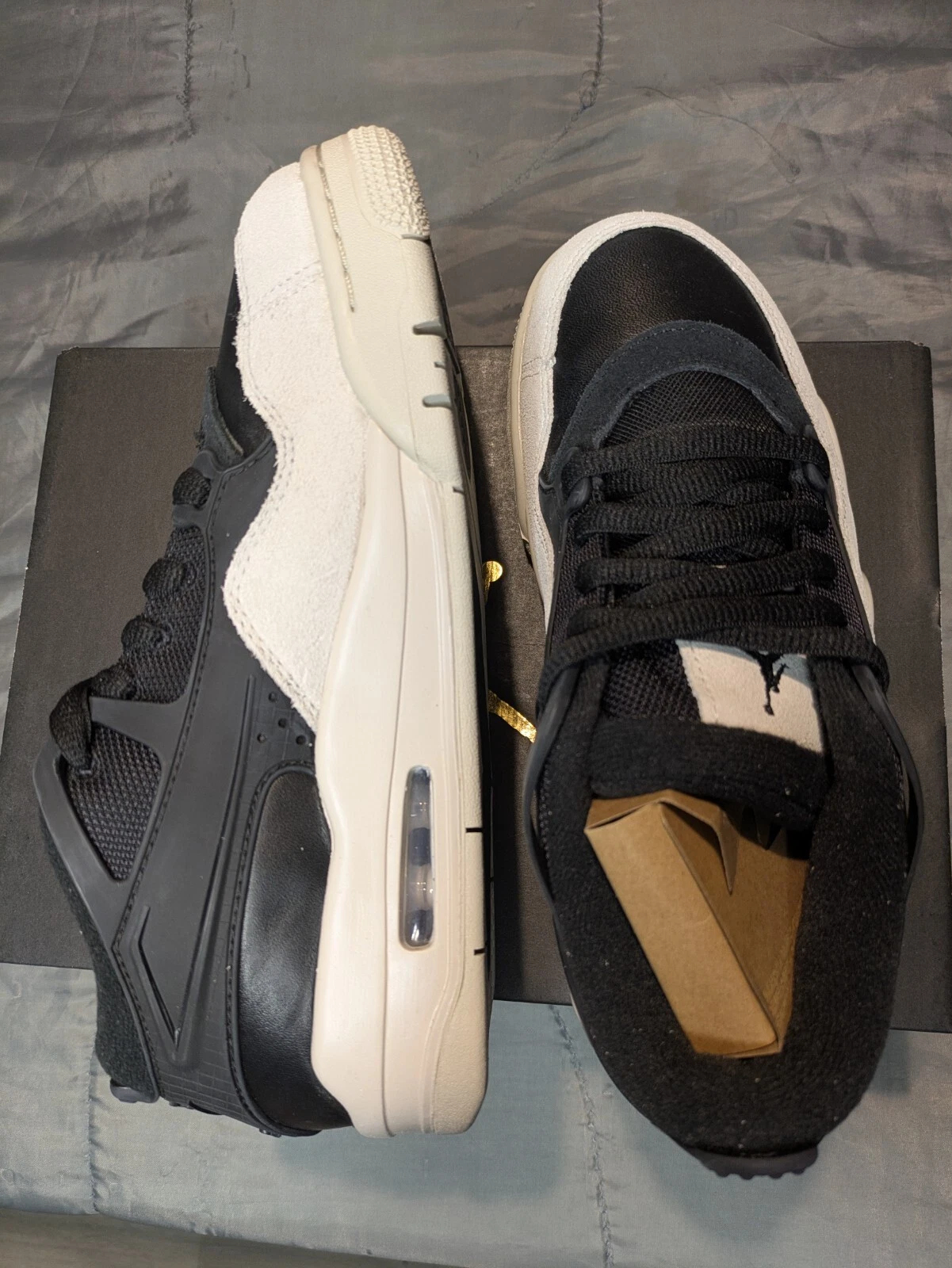 Nike Air Jordan RM nero osso chiaro