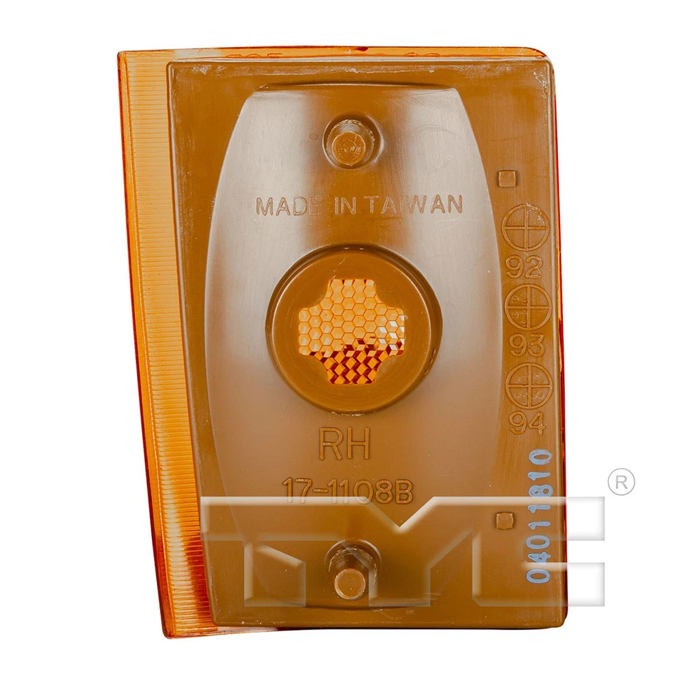 TYC Left Right Side Marker Light Assembly 2x for 1988 till 1993 Chevrolet C1500 - Image 3 of 4