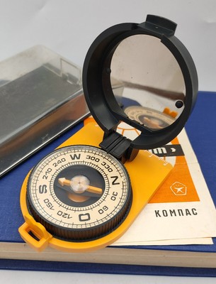 Vintage USSR Compass AZIMUTH w/Ruler & Mirror+Case+Manual,MOSCOW-1990, NEW
