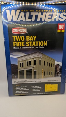 NEW Walthers 933-4022 Two-Bay Fire Station Kit HO Scale Train FREE US SHIP