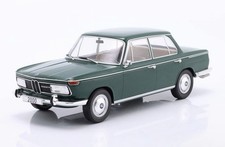BMW 2000 (Typ 121) Year of construction 1966 dark green 1:18 ModelCar Group