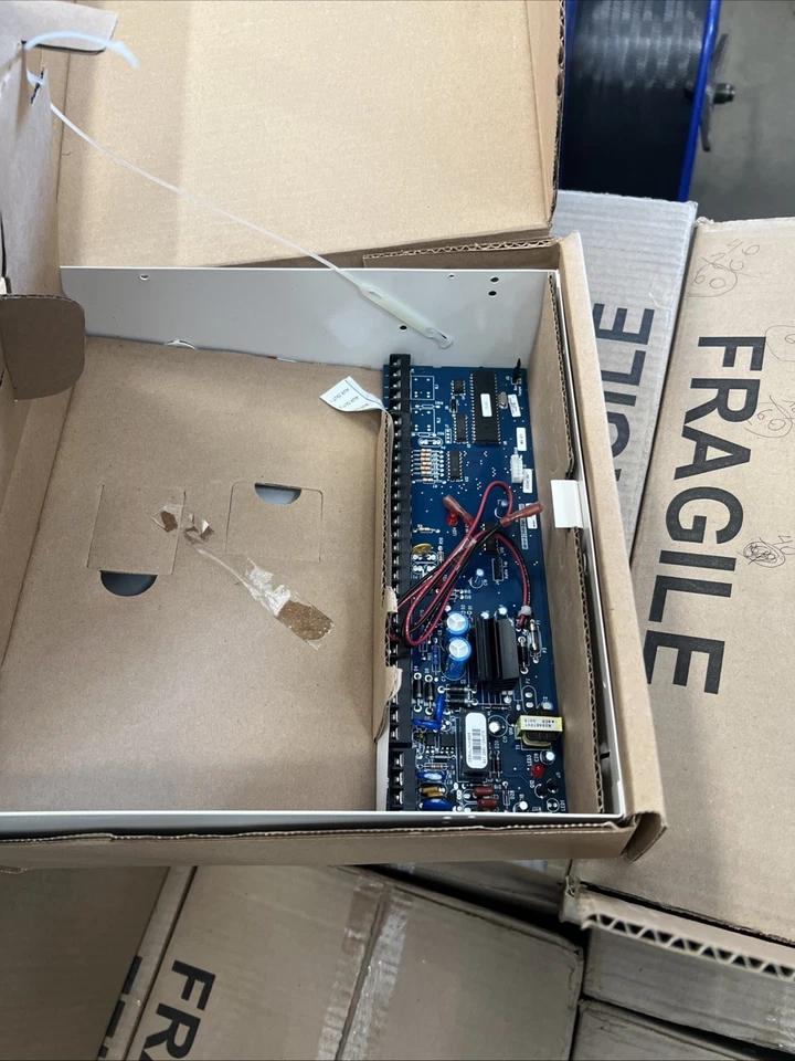 interlogix NX-8 Control Kit | LED Keypad NOT INCLUDED - Image 3 of 4