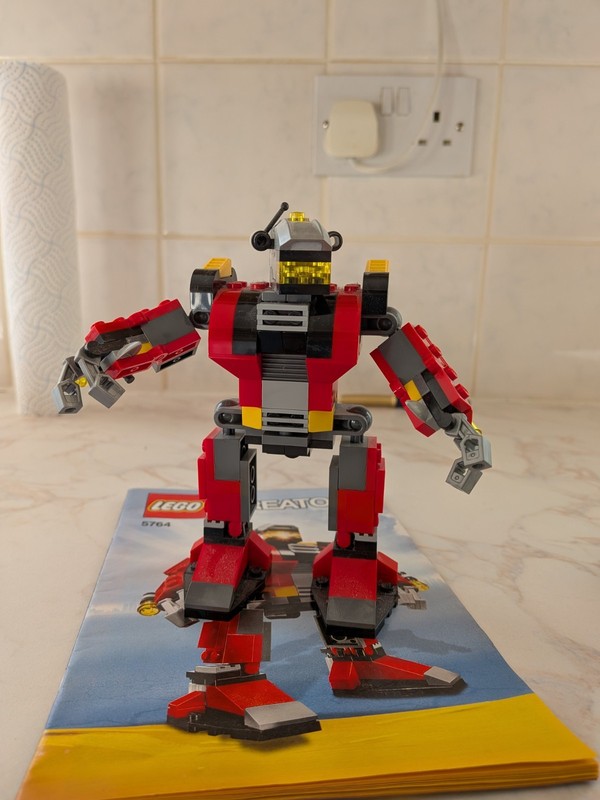 LEGO CREATOR: Rescue Robot (5764)