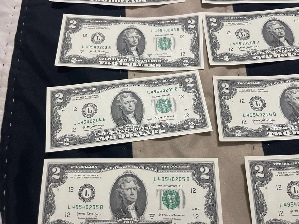 2017 Two Dollar Bill Uncirculated Sequential Numbers - Image 3 of 4