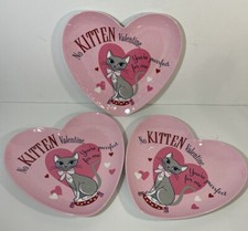 Pottery Barn Kids 3 Heart Shaped No Kitten Valentine Pink Gray Melamine Plates