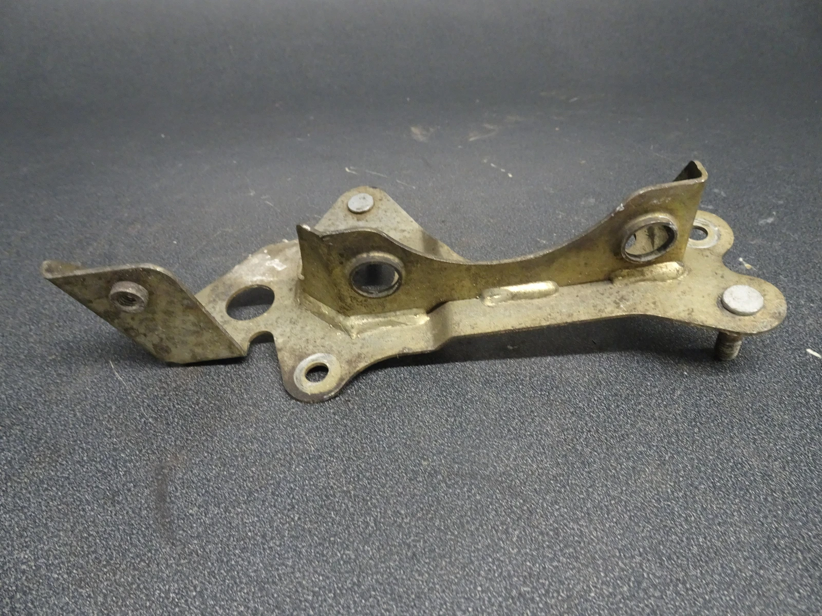 2012 Polaris Pro RMK OEM Center Bulkhead Frame Support Brace Bracket 1017825