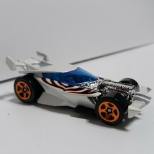 Hot Wheels Drift King Pearl White - 2013 Street Beasts Series Racing Car 