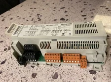 Honeywell W7754Q1008 Controller
