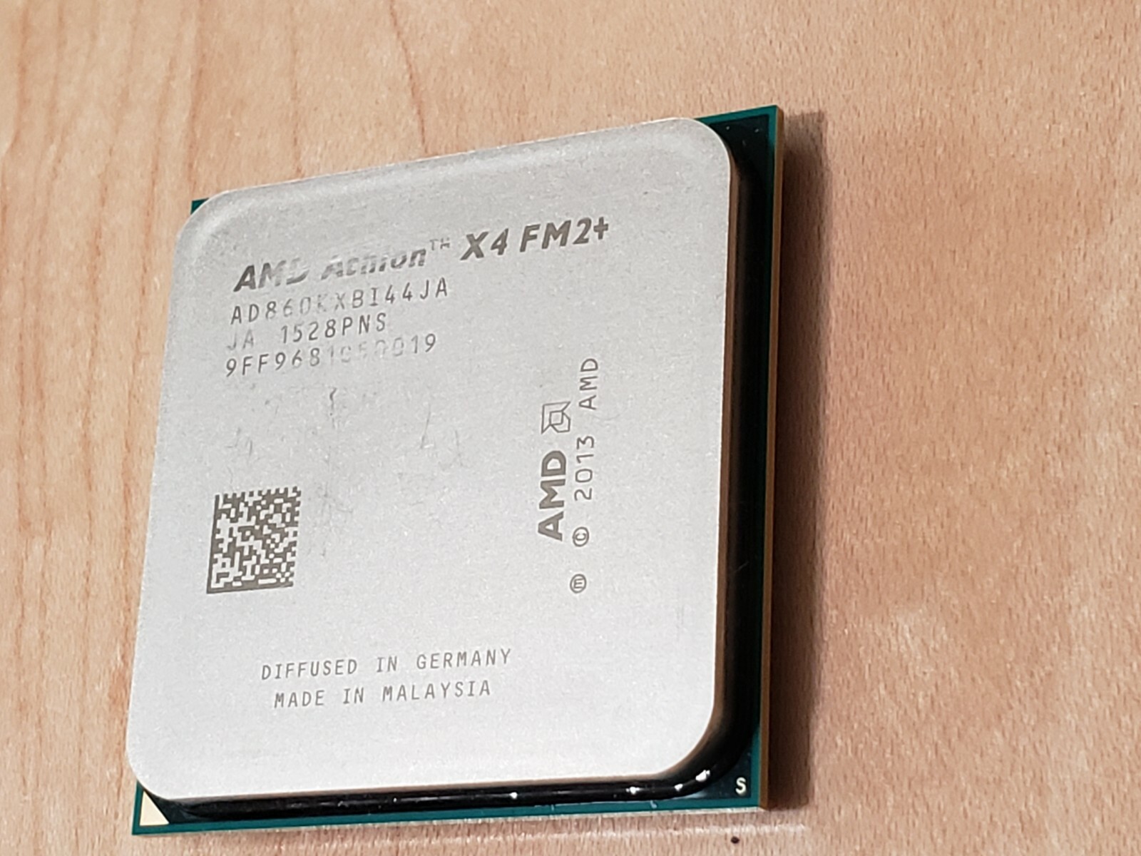 OEM AMD AD860KXBI44JA Athlon X4 860K Quad-Core Processor 3.7GHz Socket FM2+ - Picture 5 of 7
