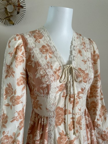 NWT 1970s Blush Pink Floral Corset Prairie Dress Tie Back Maxi Lace Boho S VTG - Picture 16 of 24