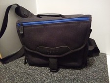 Tenba Camera and laptop Large Messenger Bag Black with inserts good condition 