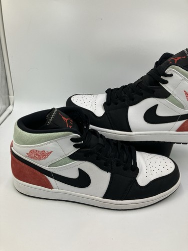 Nike Air Jordan 1 Mid SE 'Red Black Toe' Size 10.5 UK 45.5 EU With Box - Picture 7 of 22