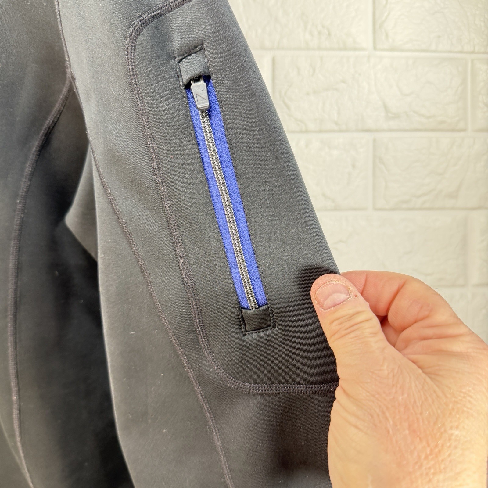 EXEC UNTUCKit Men Medium Performance Mazzano Quar… - image 4