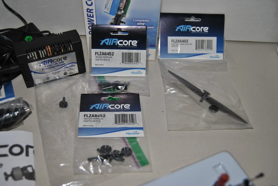 LOTE DE PIEZAS RC AIRCORE DE FLYZONE Foto 4 de 4