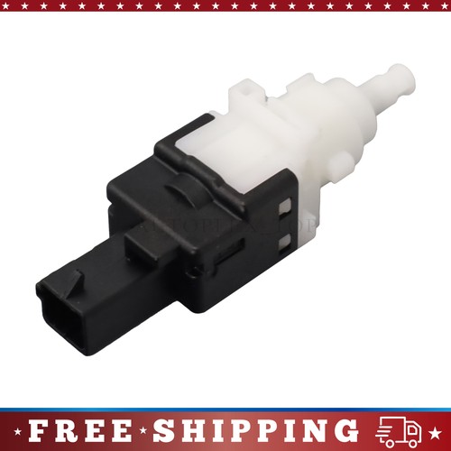 Maserati Quattroporte 2003-2012 Brake light switch P/N 201957 Photo - $53