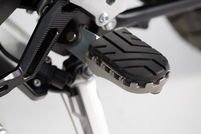 SW-Motech ION Fußrasten-Kit  passt für Triumph Tiger 800/900/1200, Scrambler ...