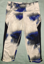Lululemon Wunder Under Crop leggings, Milky Way pattern, ladies' size 8