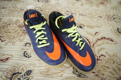 nike hypervenom indoor youth