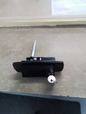 Century tonneau cover handle assembly