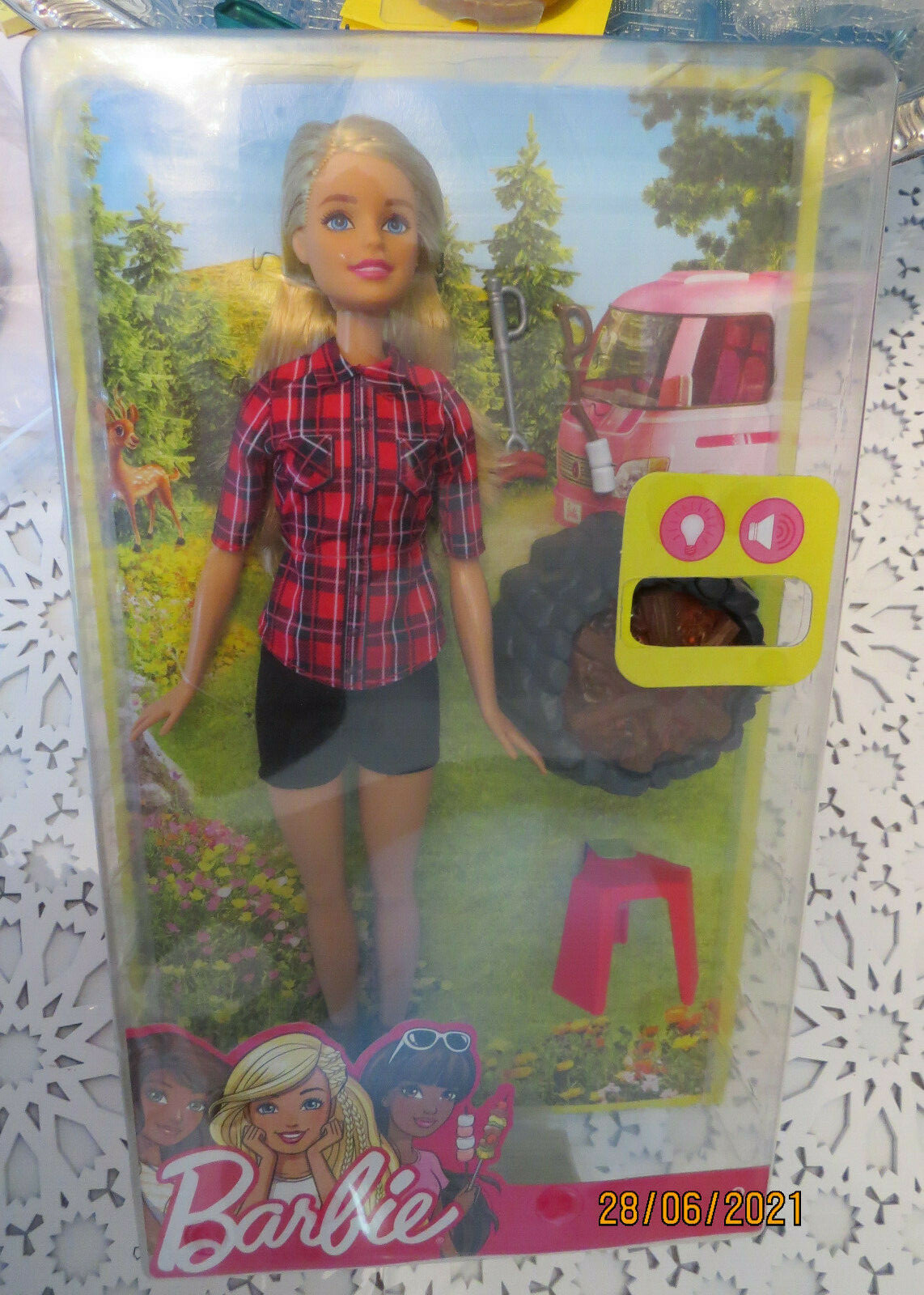 Barbie Joie du Camping FDB44 poupée Mattel collection coffret NRFB