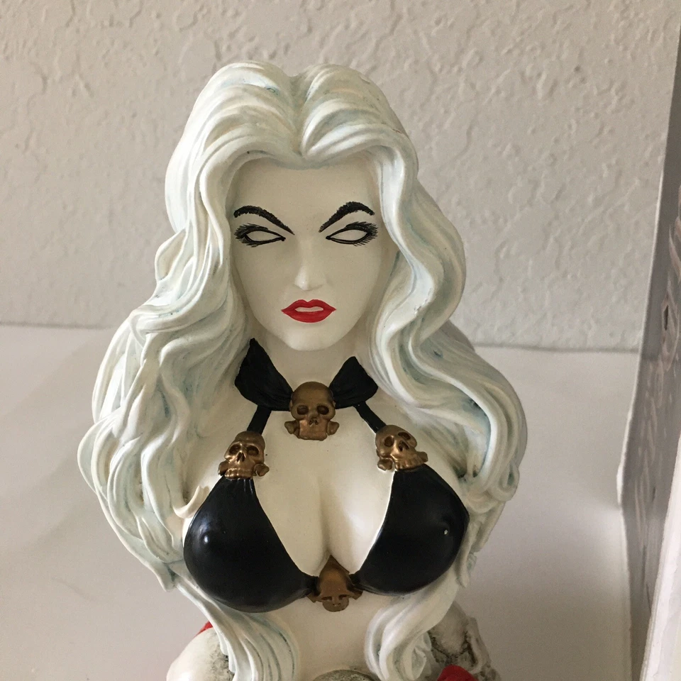 Avatar Press Lady Death Bust Ltd. To 400 Figure - Image 2 of 4