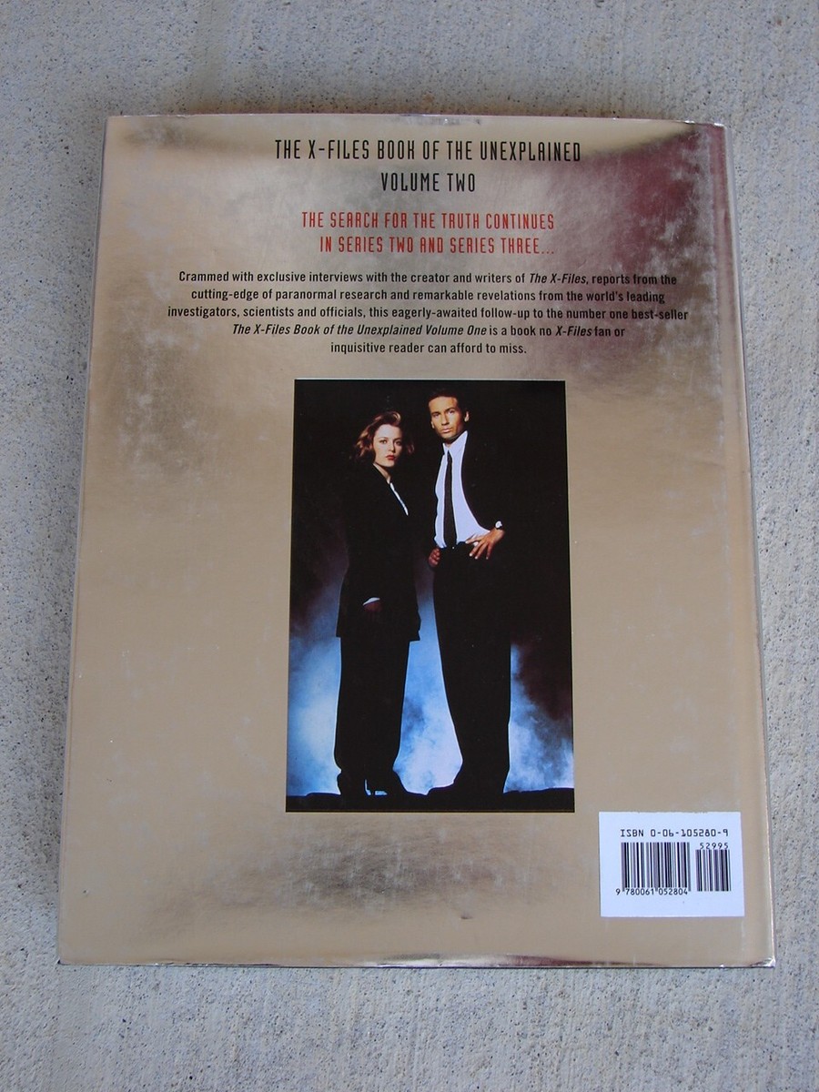 The X-Files Hard and Soft cover 7 book lot Official guide vol 1, 2