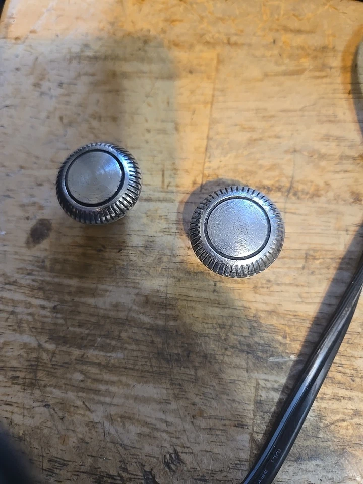 Oldsmobile Cutlass 442 1970 71 72 Vista Cruiser GM JUEGO DE PERILLAS DE RADIO OEM Foto 2 de 4