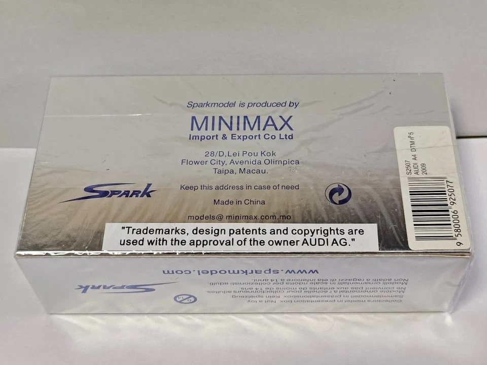 Modellino auto Spark 1/43 Audi A4 DTM Red Bull #5 2009 S2507 - Immagine 4 di 4