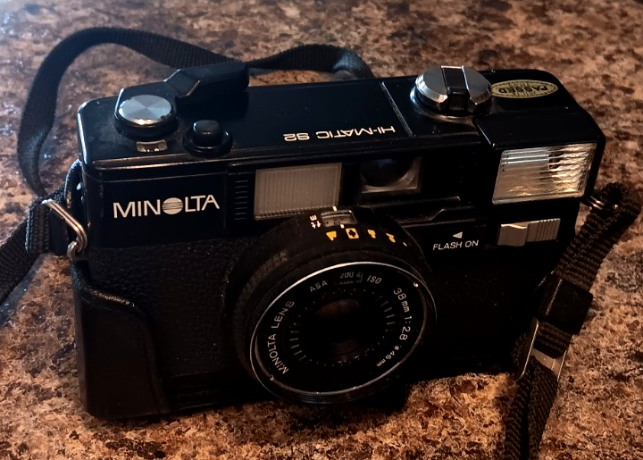 Minolta HI-Matic S2 35mm Film Camera with 38mm f/2.8 Lens Untested