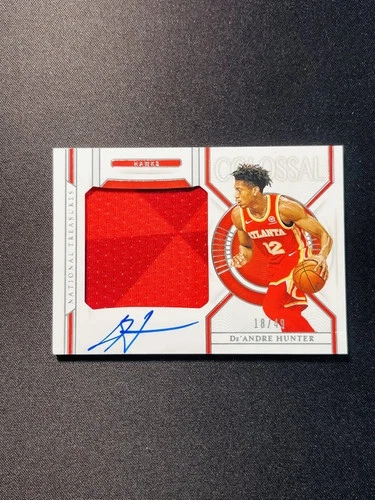 2020-21 National Treasures Colossal Patch Auto GU PA De'Andre Hunter 18/49 XV44