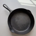 Vtg. Griswold Cast Iron no. 6 skillet - 699 T - Erie PA - Frying Pan