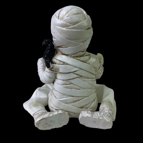Halloween Village MOMIA Estante Cuidador Resina y Peluche Piernas Colgantes Usado en Excelente Condición De Colección - Imagen 4 de 10