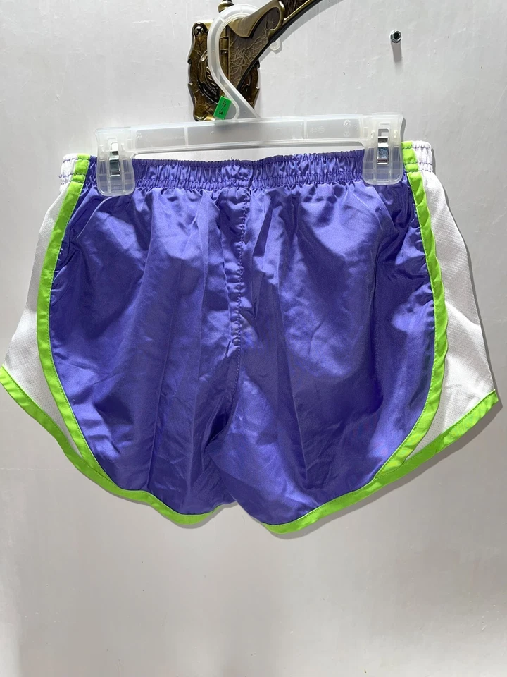 Pantalones cortos Danskin morados para niña talla grande 10-12 Foto 2 de 3