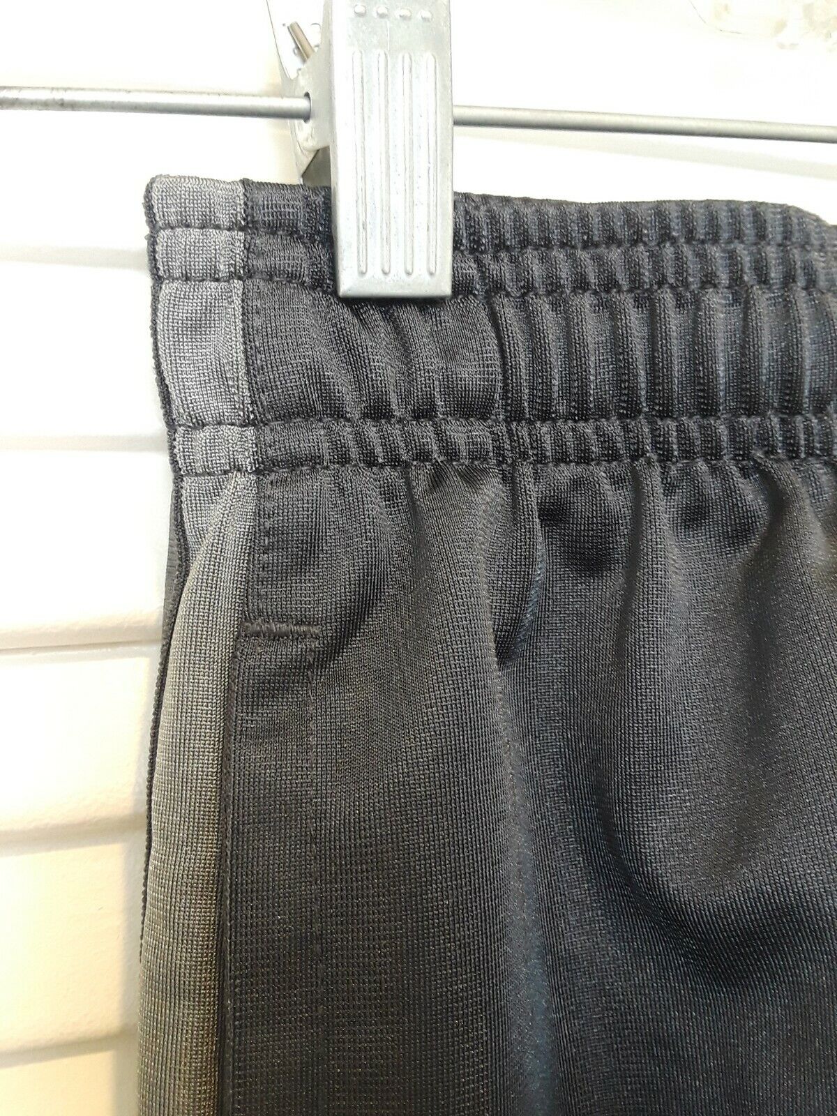 Picture 2 of 11